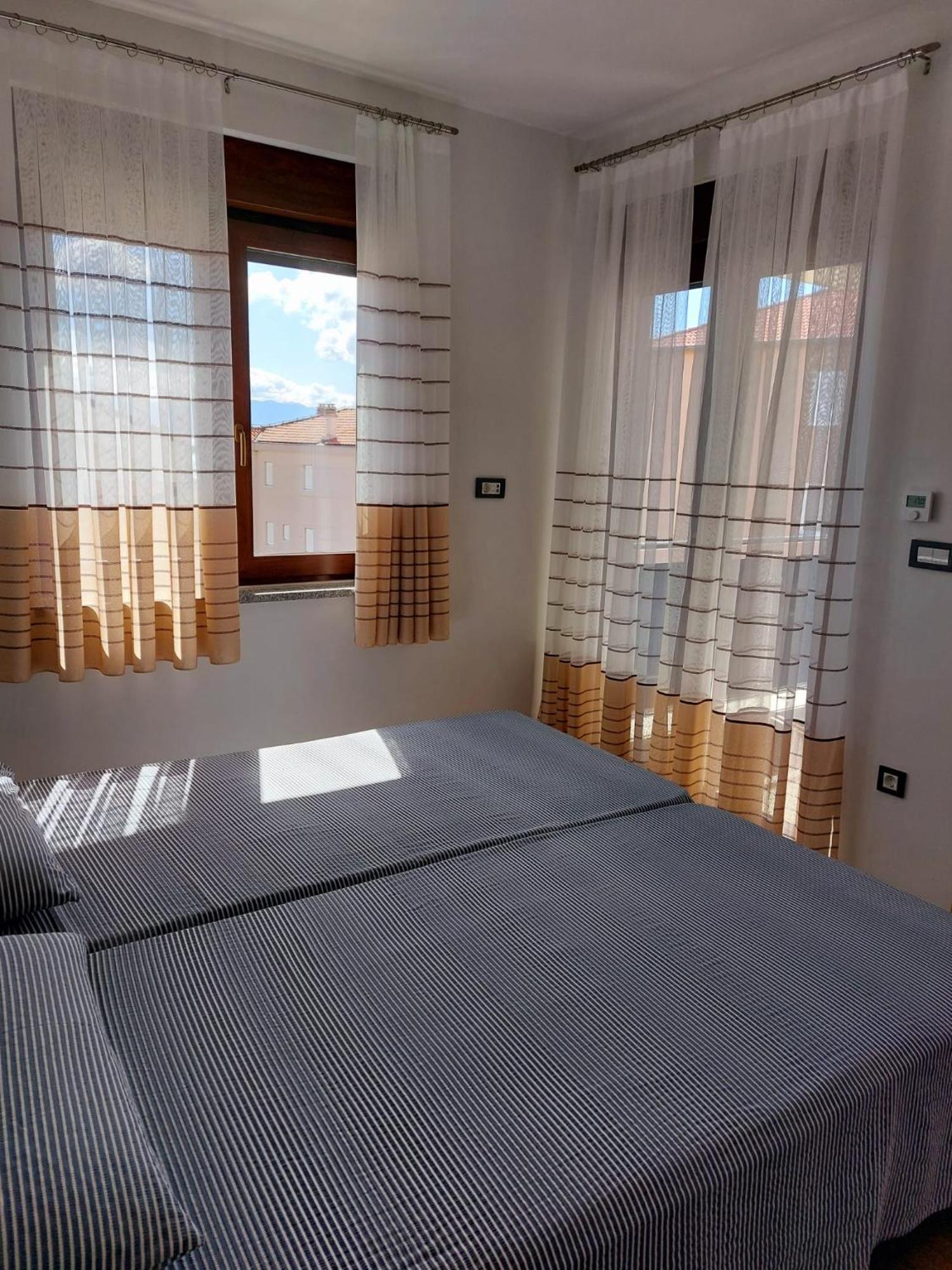 Apartmani Ivana Novi Novi Vinodolski Luaran gambar