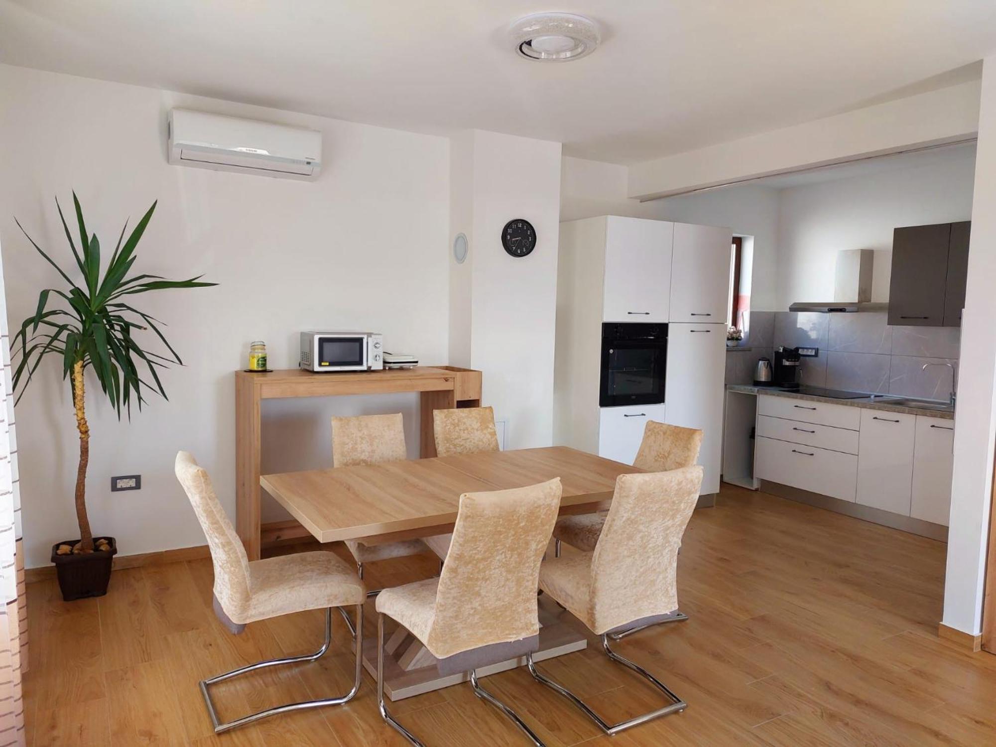 Apartmani Ivana Novi Novi Vinodolski Luaran gambar